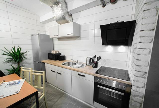 Koby Work&Stay Souterrain Apartment, Wifi&Komfort Херфорд Экстерьер фото